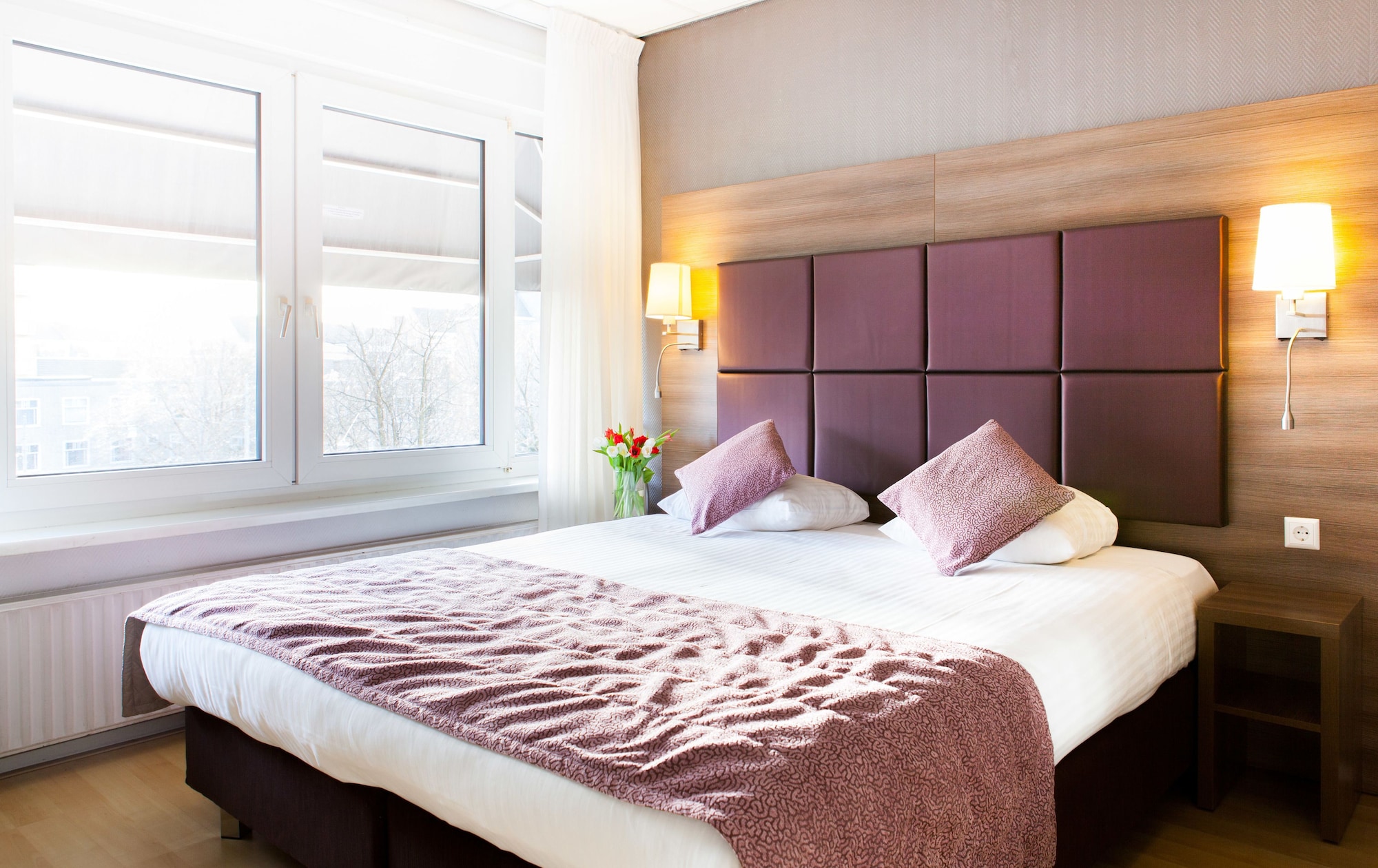 STANDARD, KING BED