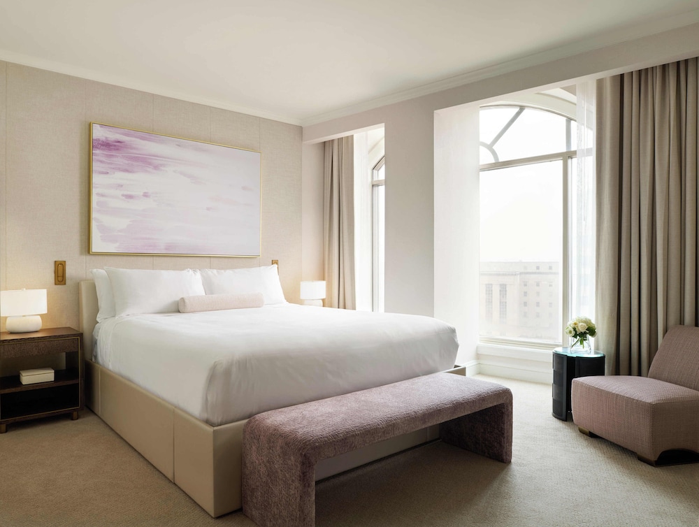 Salamander Washington DC (ex Mandarin Oriental Washington DC) 23/69