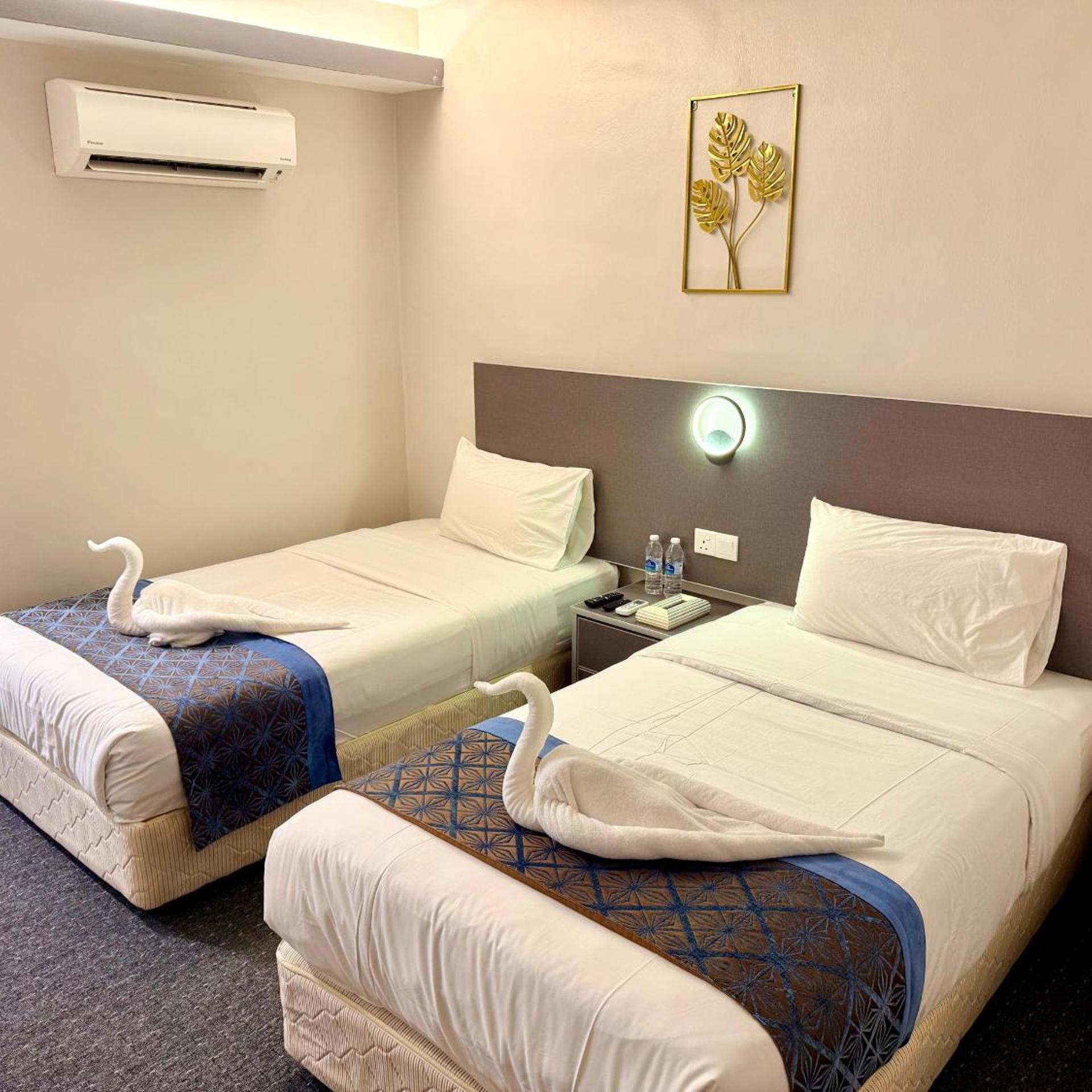 OYO 44043 First Garden Hotel 33/54
