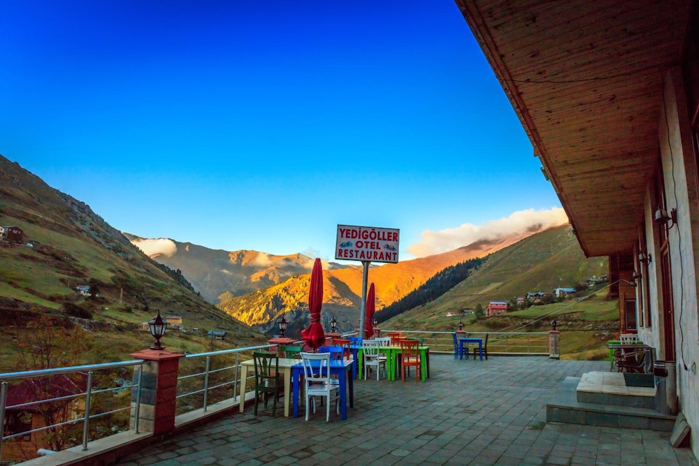Yedigoller Hotel & Restaurant 30/47