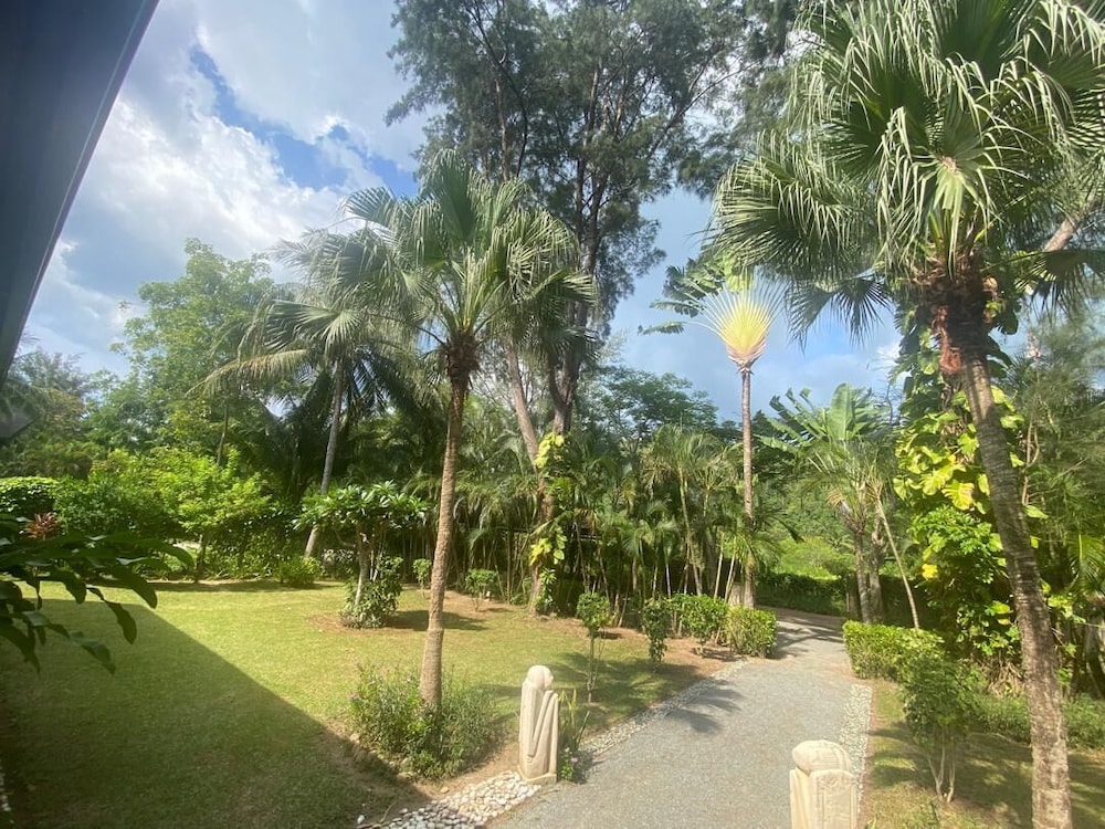 Kudat Riviera Exclusive Beach Villas Resort 46/50