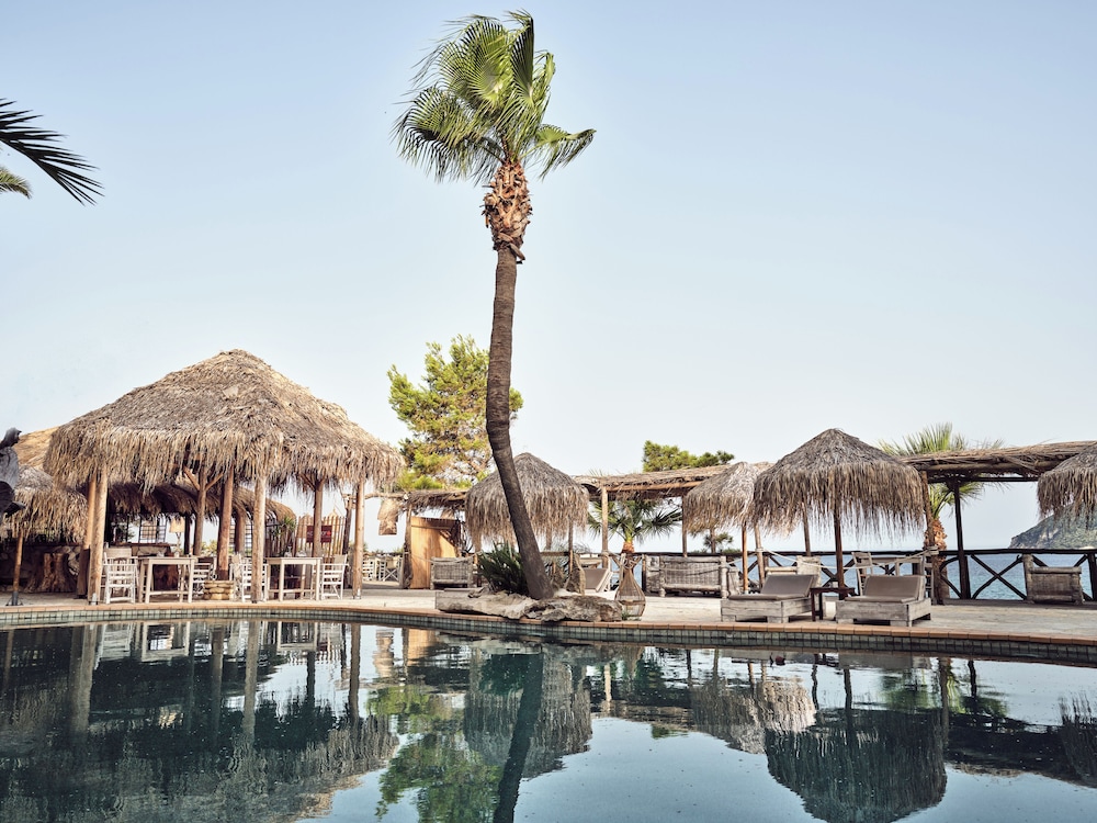 Gloria Maris Hotel Suites and Villas - Adults Only 70/74