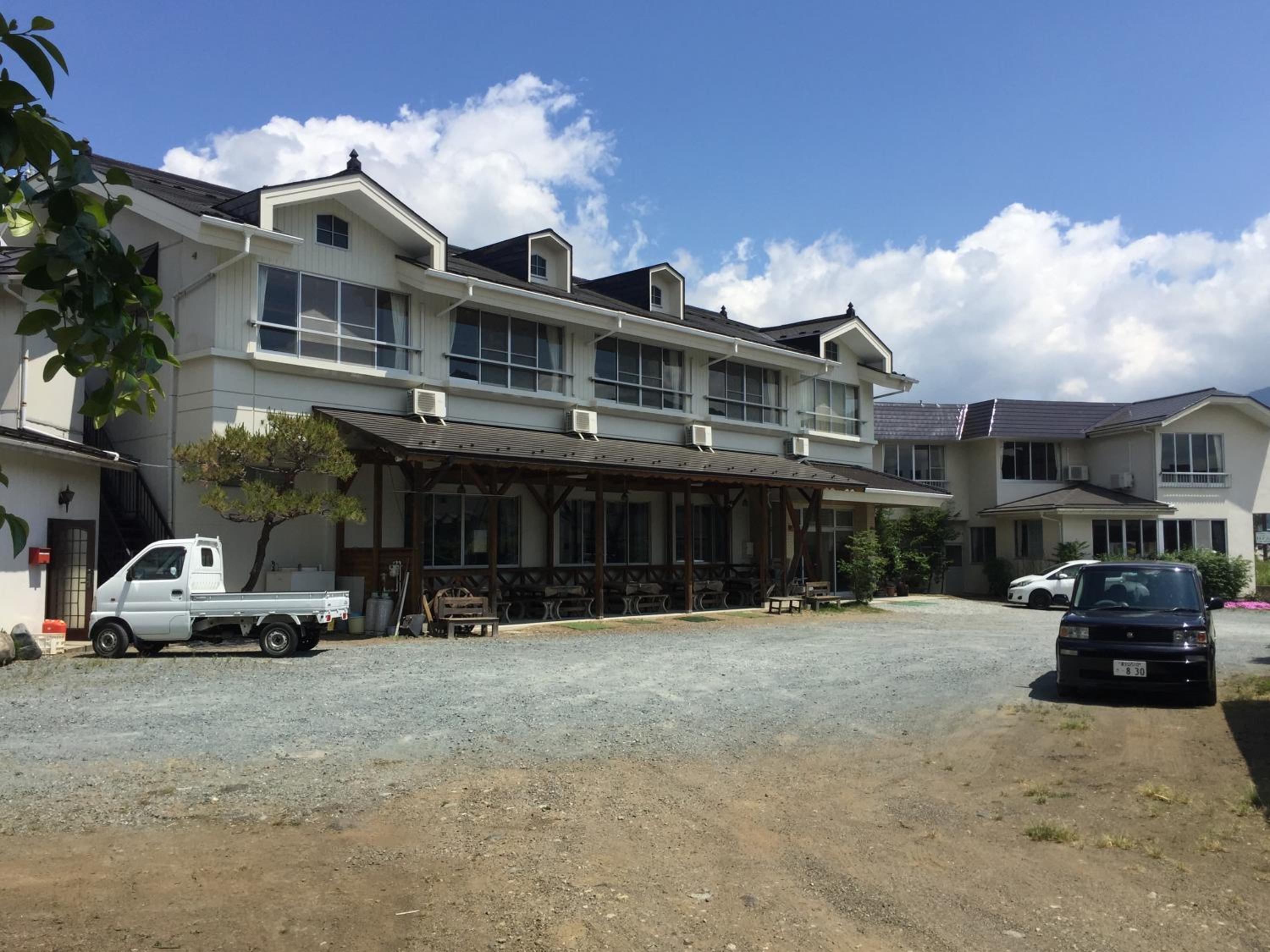 Village Sun Lake 14/18