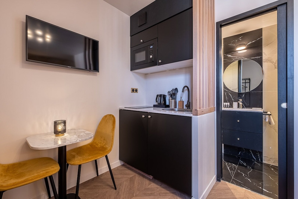 Mijos Appartements Hotel 40/44