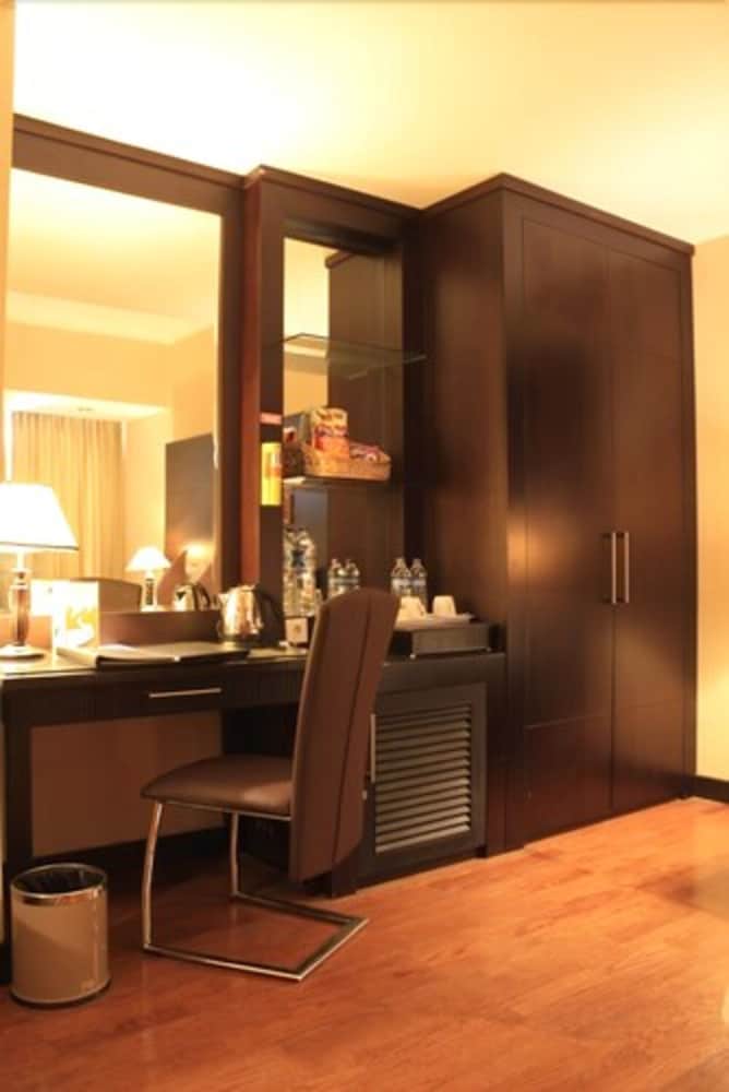 Hotel Pacific Balikpapan 20/25
