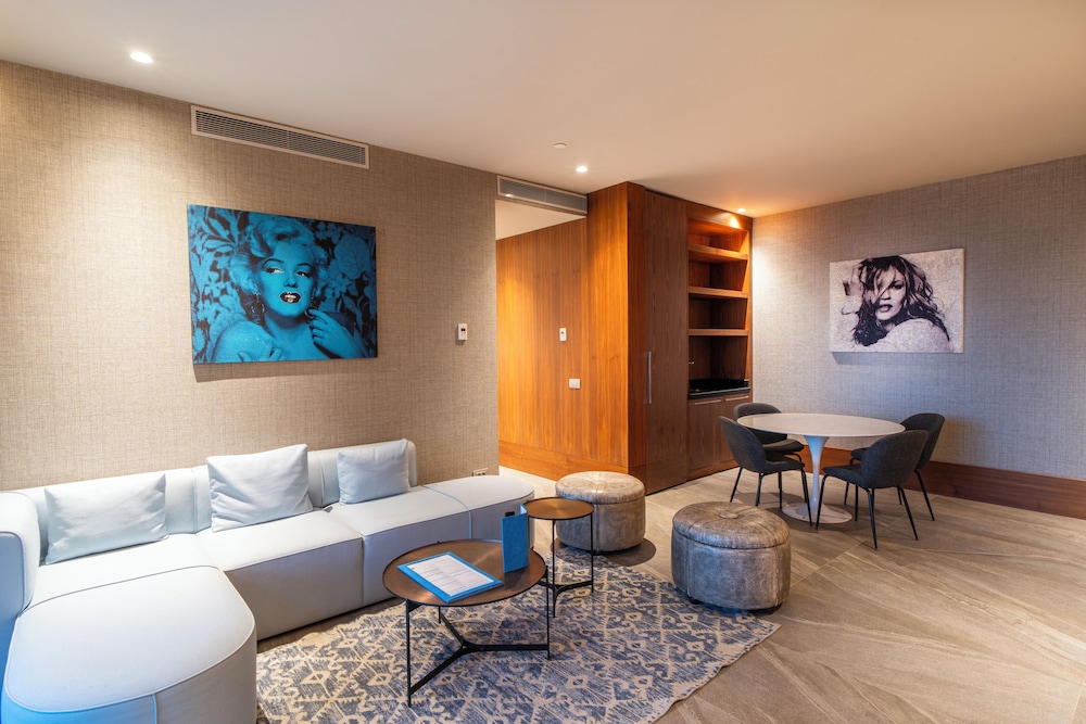 Arts Hotel Bodrum 56/71