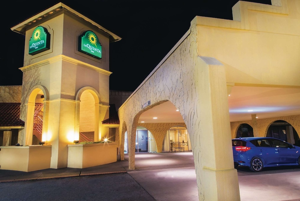 Days Inn by Wyndham Del Rio 48/55