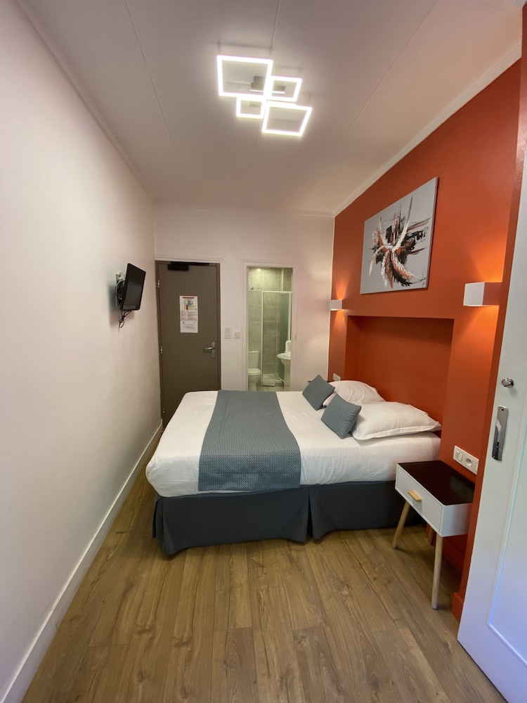 Hotel de La Marne 26/50