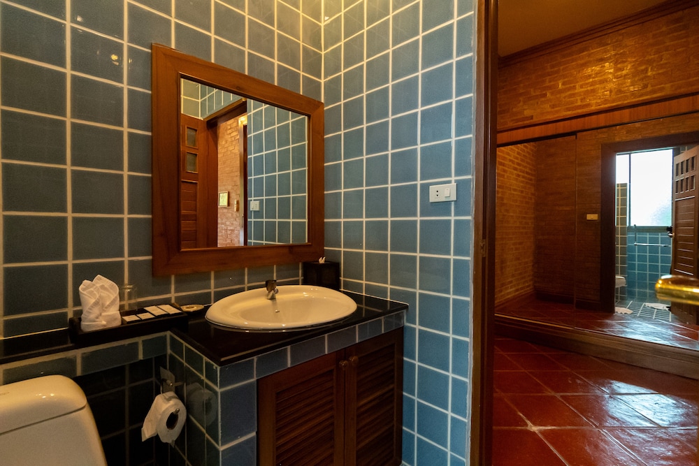 Chayana Resort 53/58