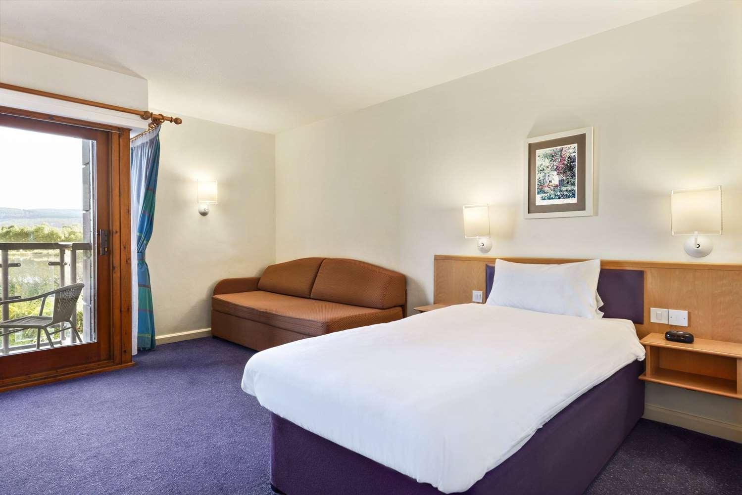 Days Inn by Wyndham Lockerbie Annandale Water 3/24