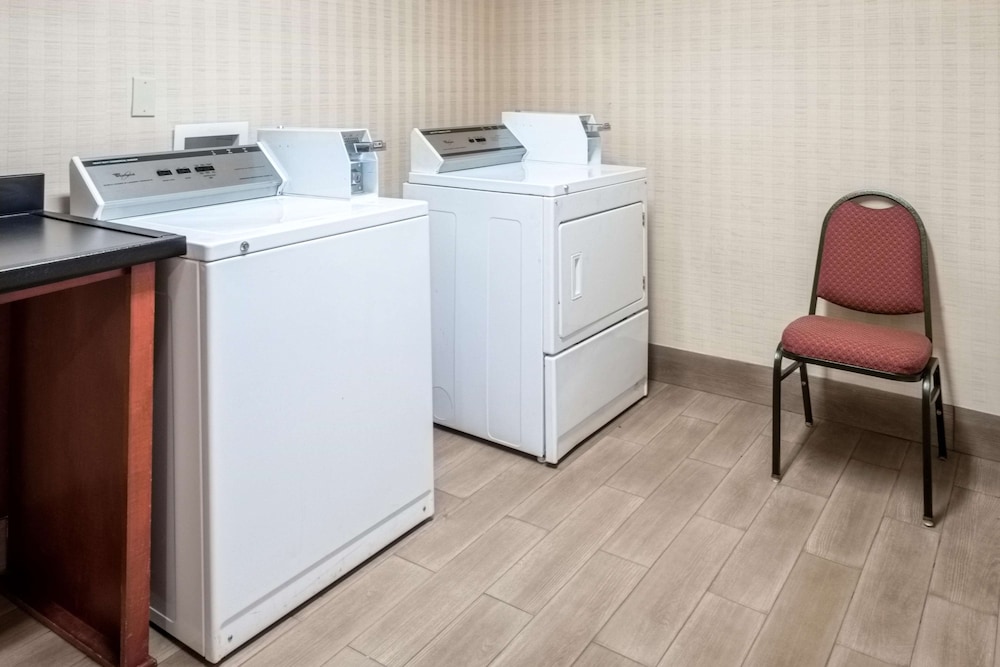 Hampton Inn Montgomery-South-Airport photo5