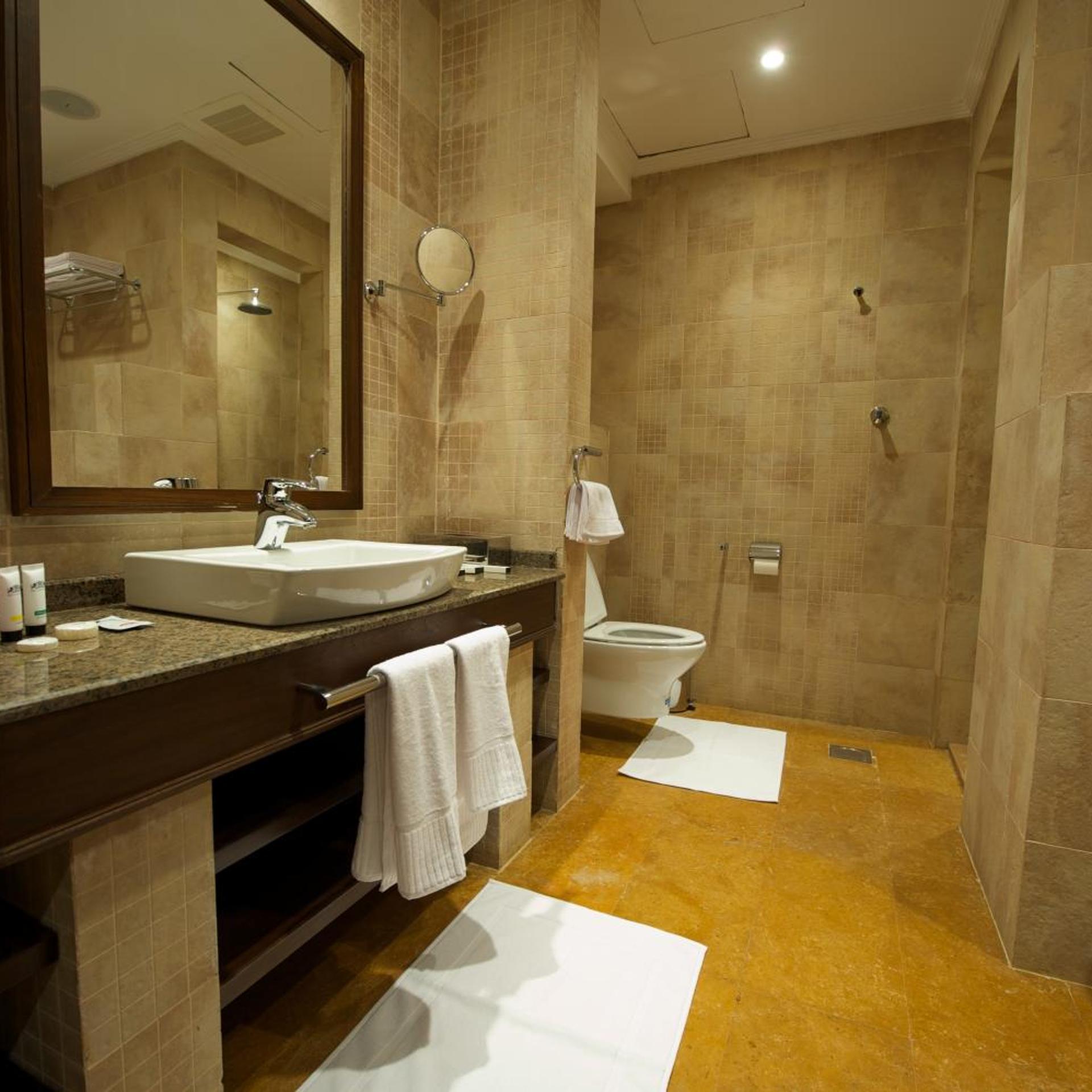 رواسي للأجنحة الفندقية(Rawasi Hotel Suites) 47/48