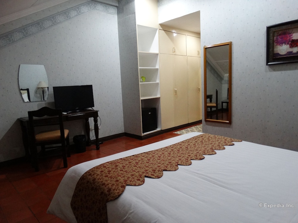 White Knight Hotel Intramuros 9/65
