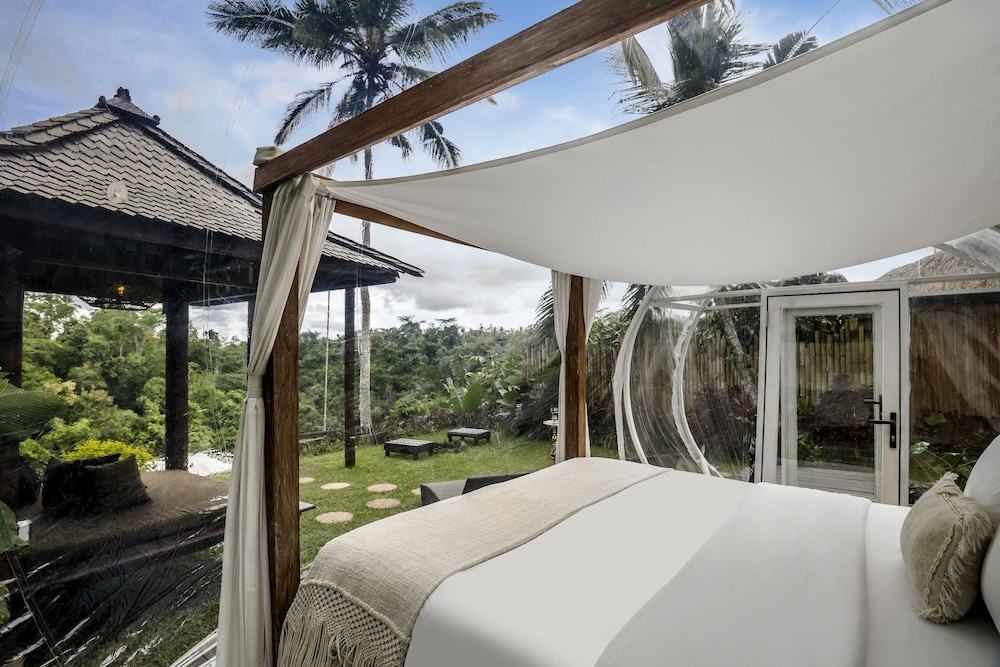 Bubble Hotel Bali Ubud 5/50