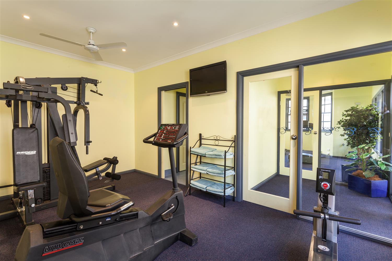 Best Western Olde Maritime Motor Inn 40/44