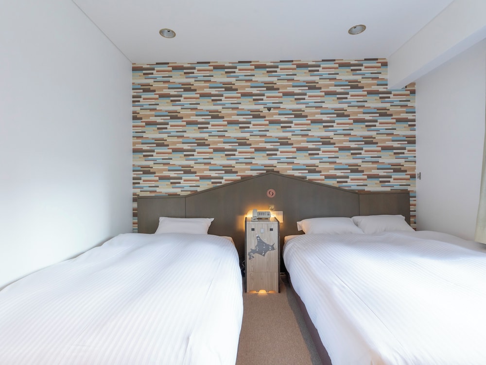 BASIC, TWIN BEDS