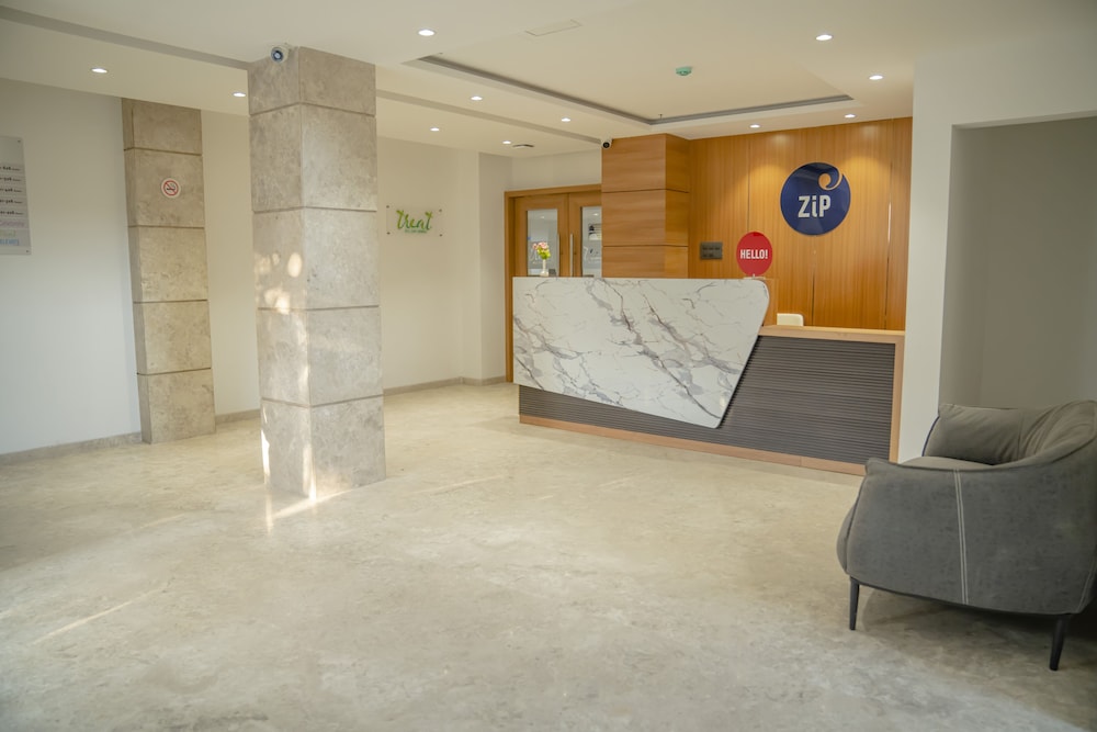 Zip by Spree Hotels Chakan 9/50