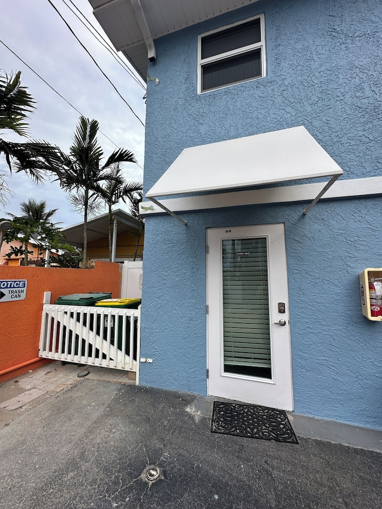 Coco Sands Beachside Cottages 4/63