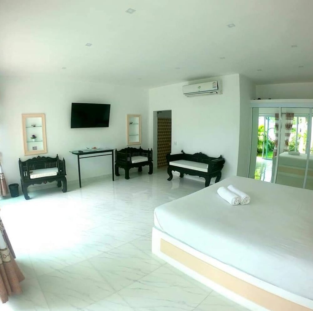 Wirason 2-Bedroom Pool Villa 7/22