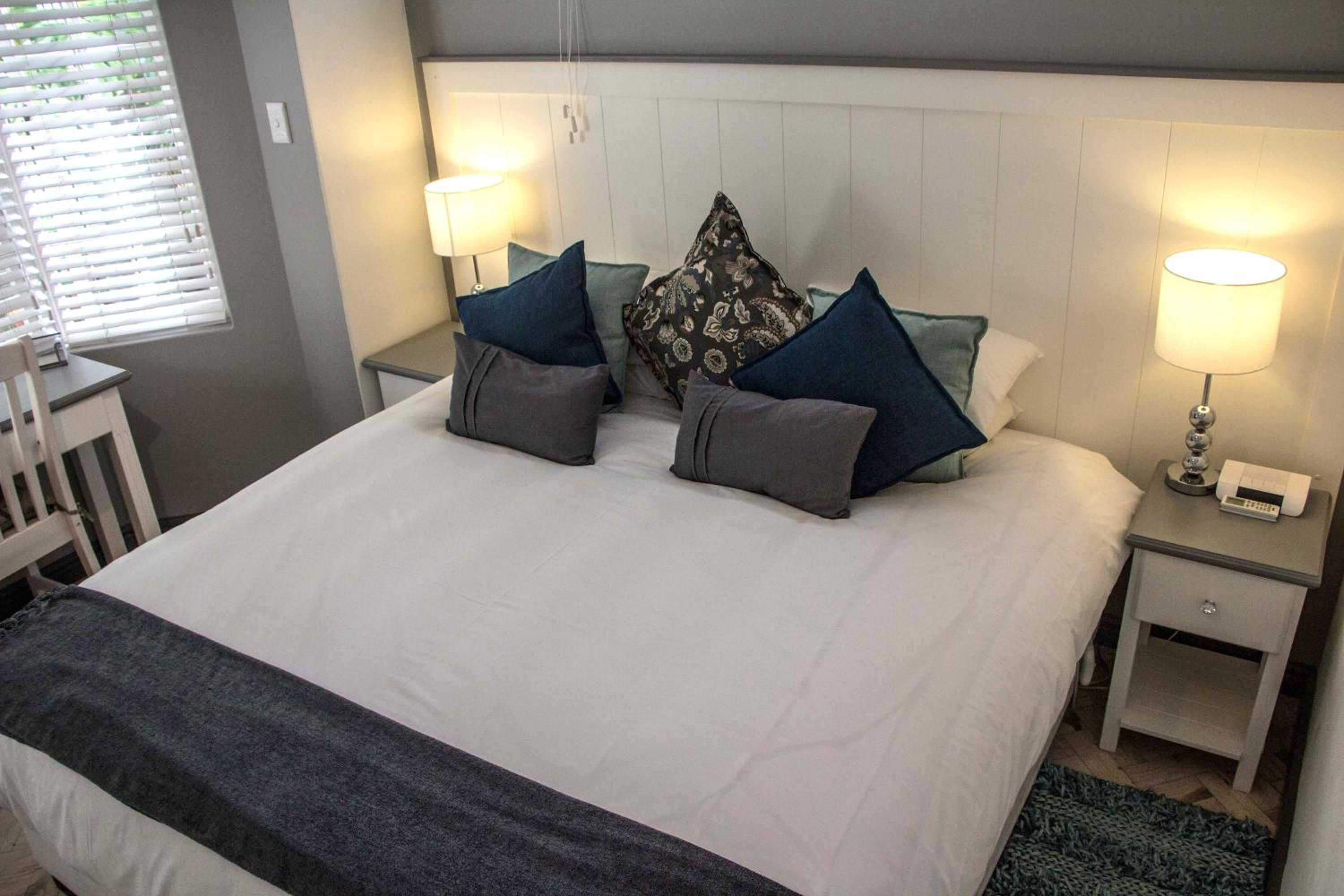 Suite, Kitchen