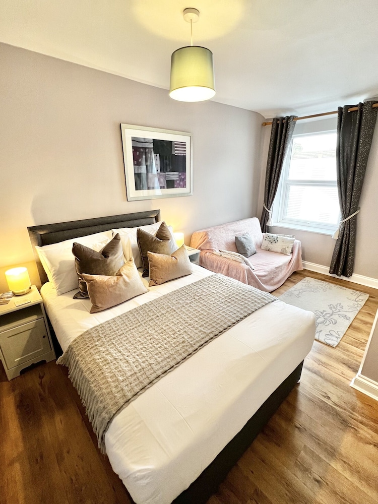 Devon House Guest House 12/50