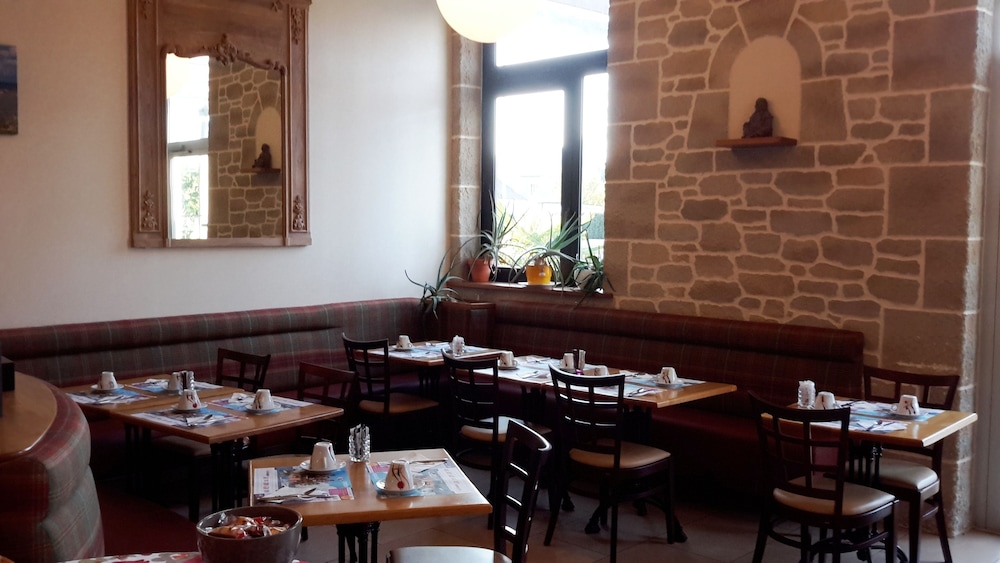 Brit Hotel Cancale 37/49