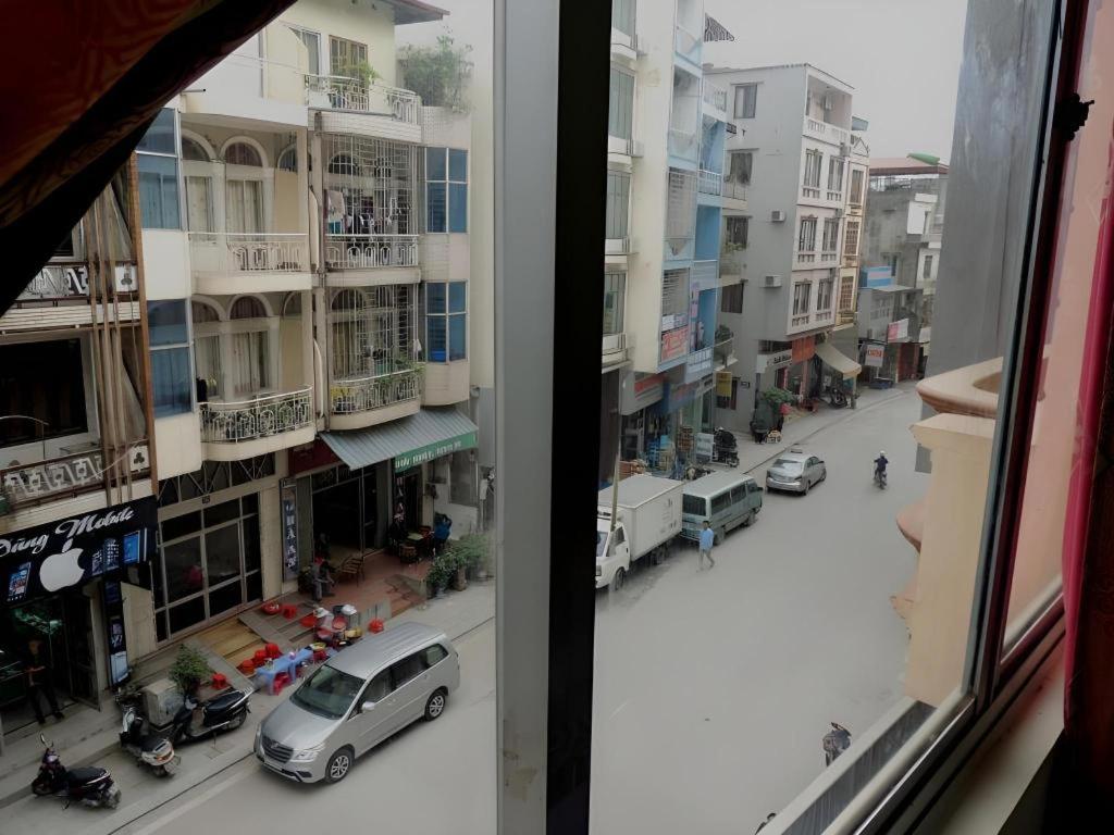 Ha Long Happy Hostel - Adults Only 4/26