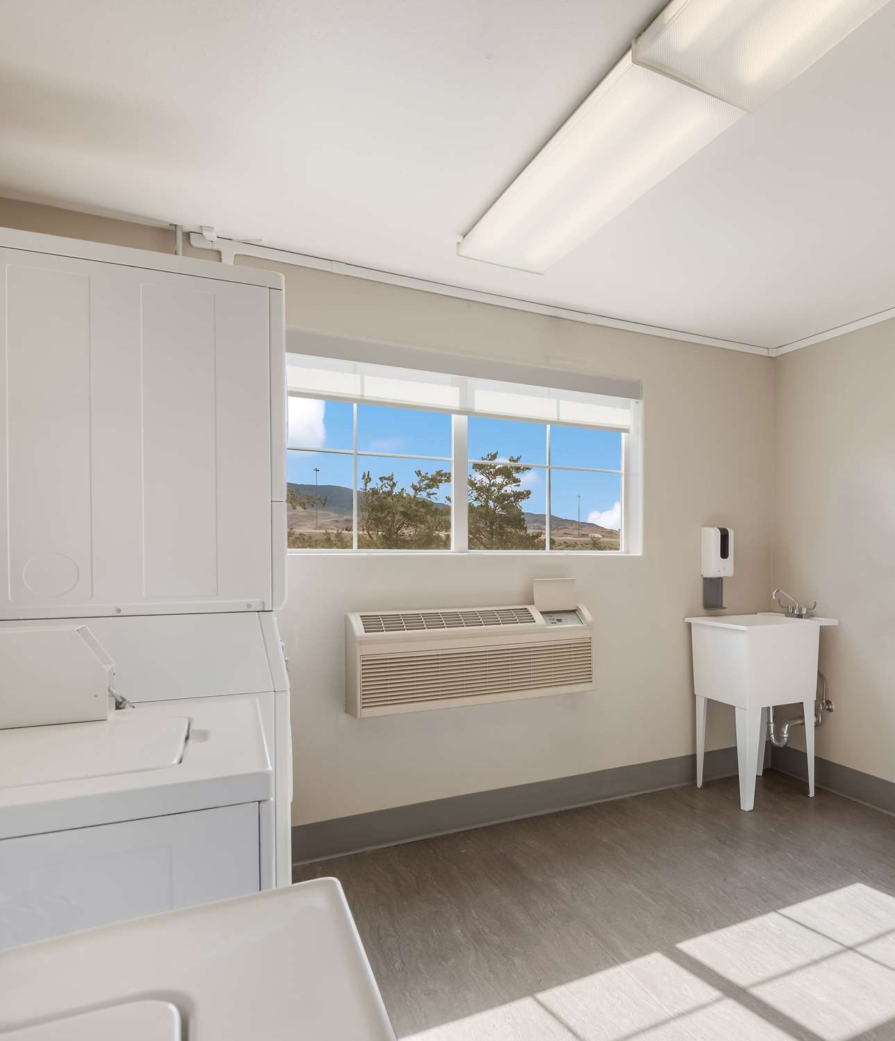 Sonesta ES Suites Reno 62/63