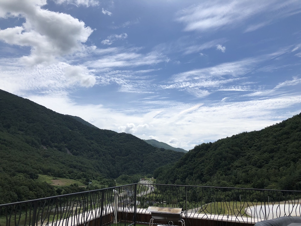Pine Forest Jeongseon Alpine Resort 34/44