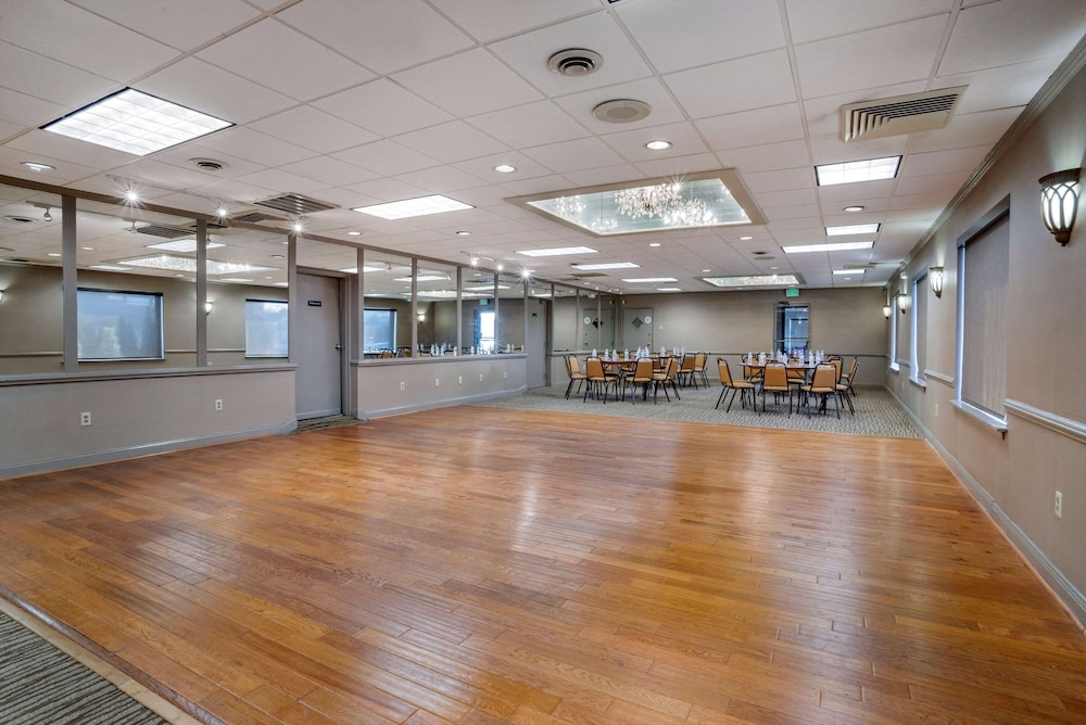 Comfort Inn Towson - Baltimore North 19/41