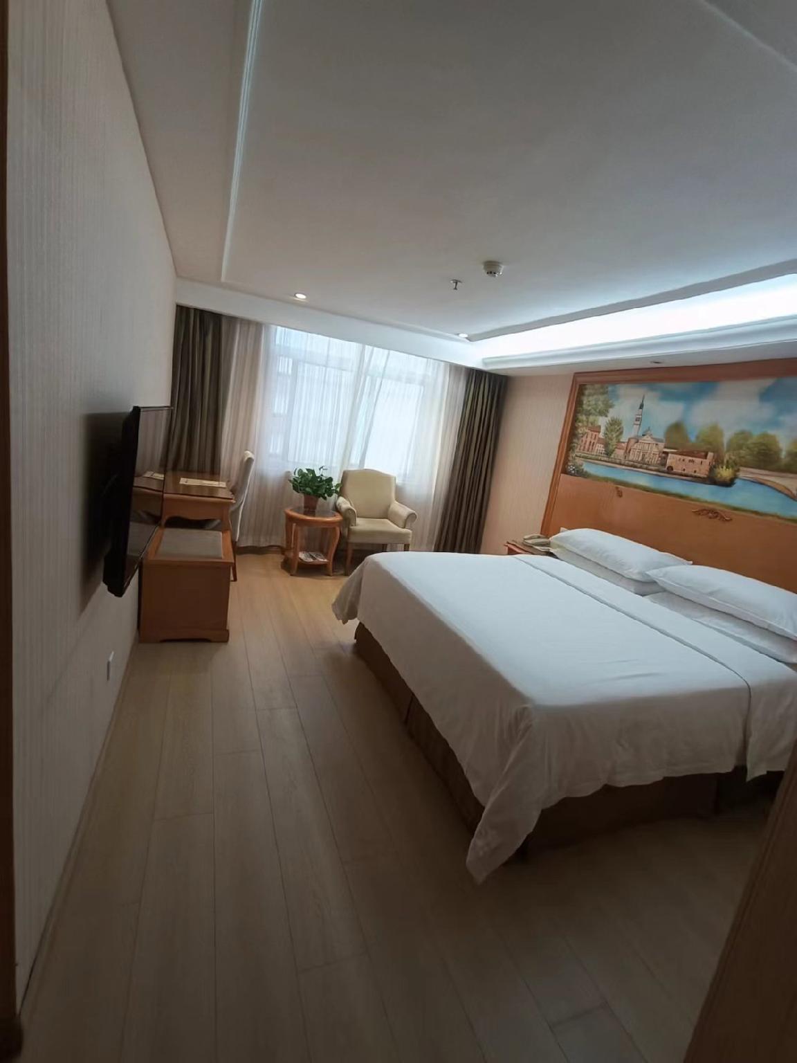 غرفة قياسية مفردة