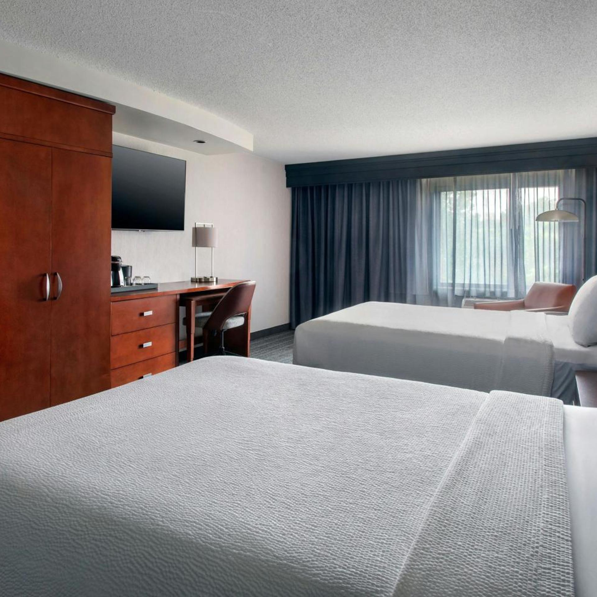 Room at Courtyard by Marriott Paramus, PARAMUS - NJ
