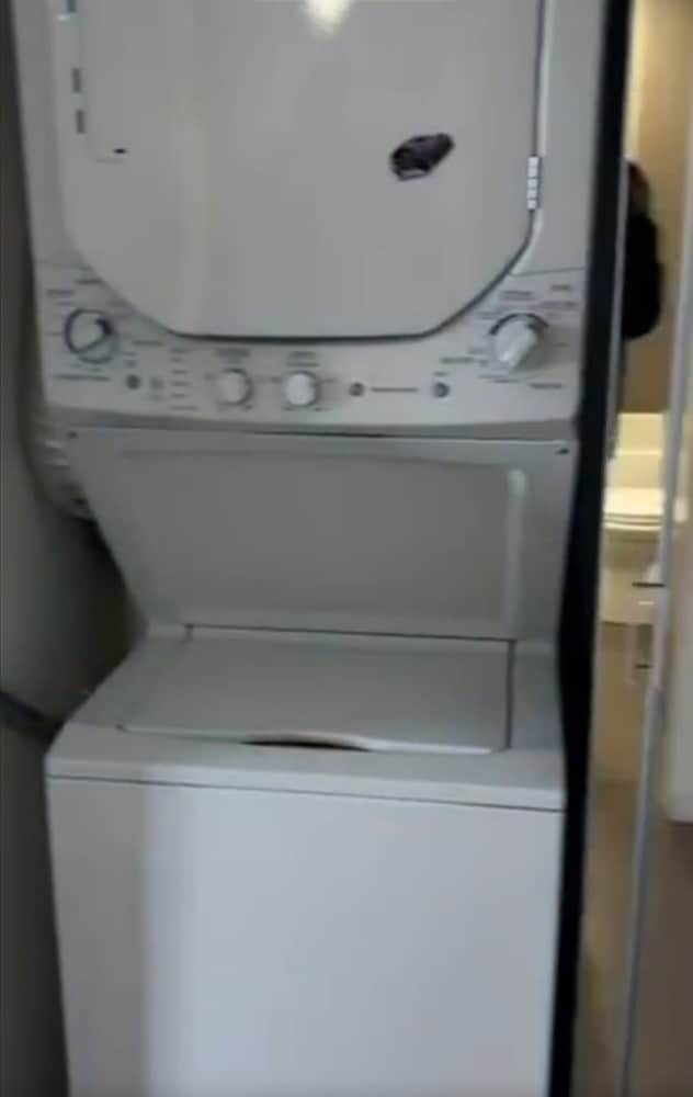 Peter Street Downtown Toronto Suites 13/13