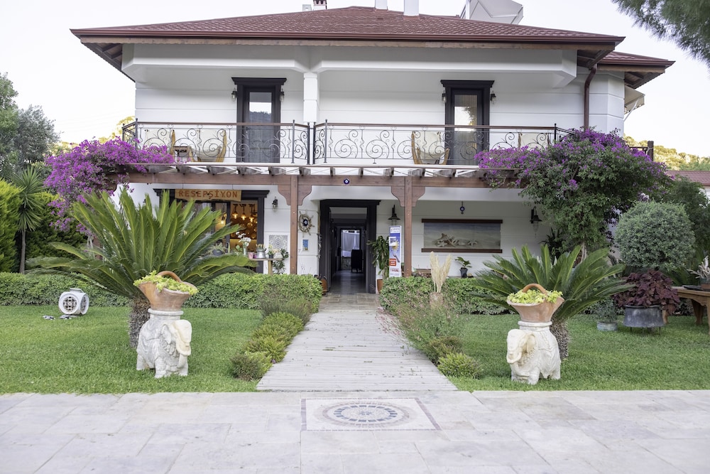 Savana Boutique Hotel 3/50