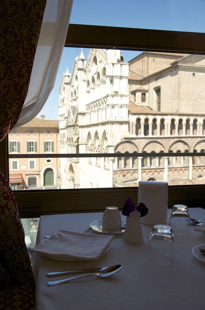 Torre Della Vittoria Hotel 38/50