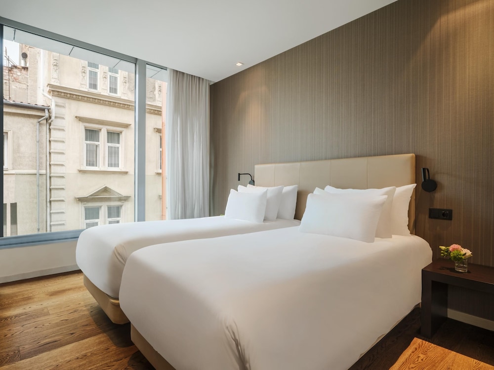 Nh Collection Budapest City Center 17/50