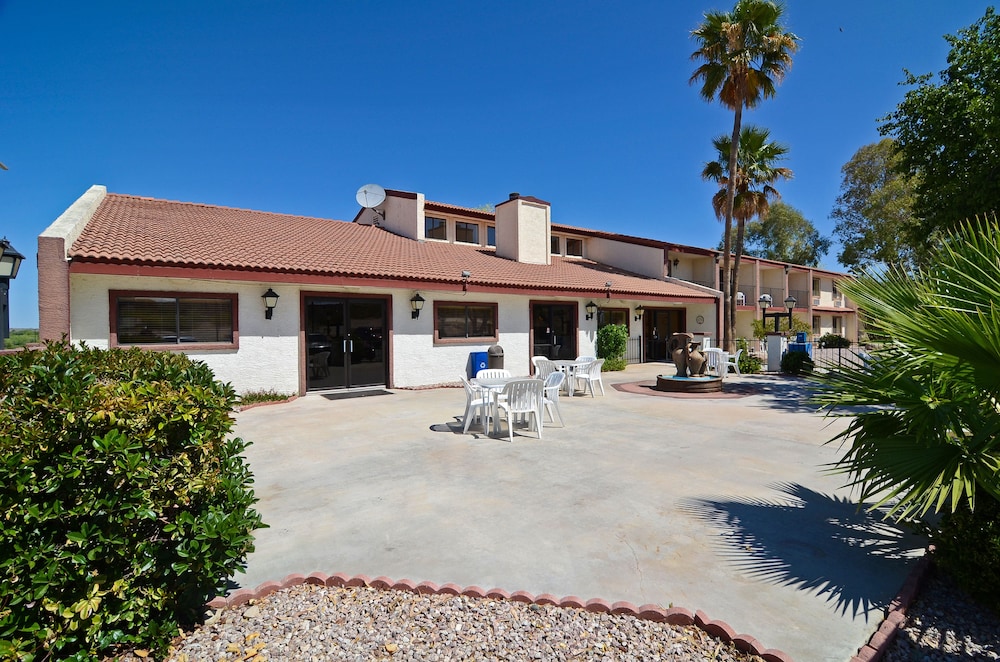 Quality Inn Wickenburg, AZ 4/38