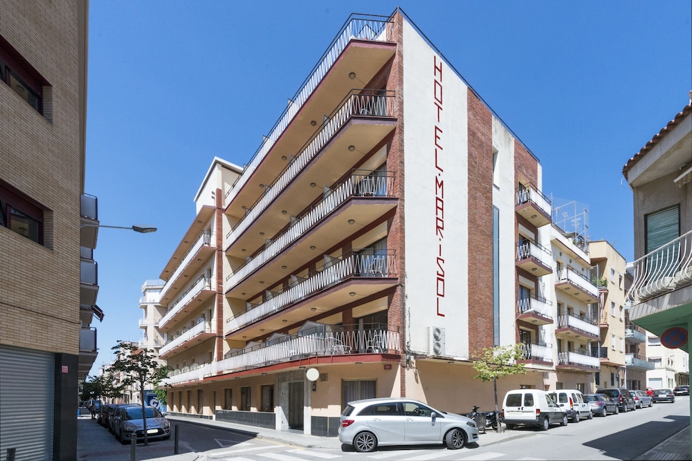 Hotel Marisol 37/50