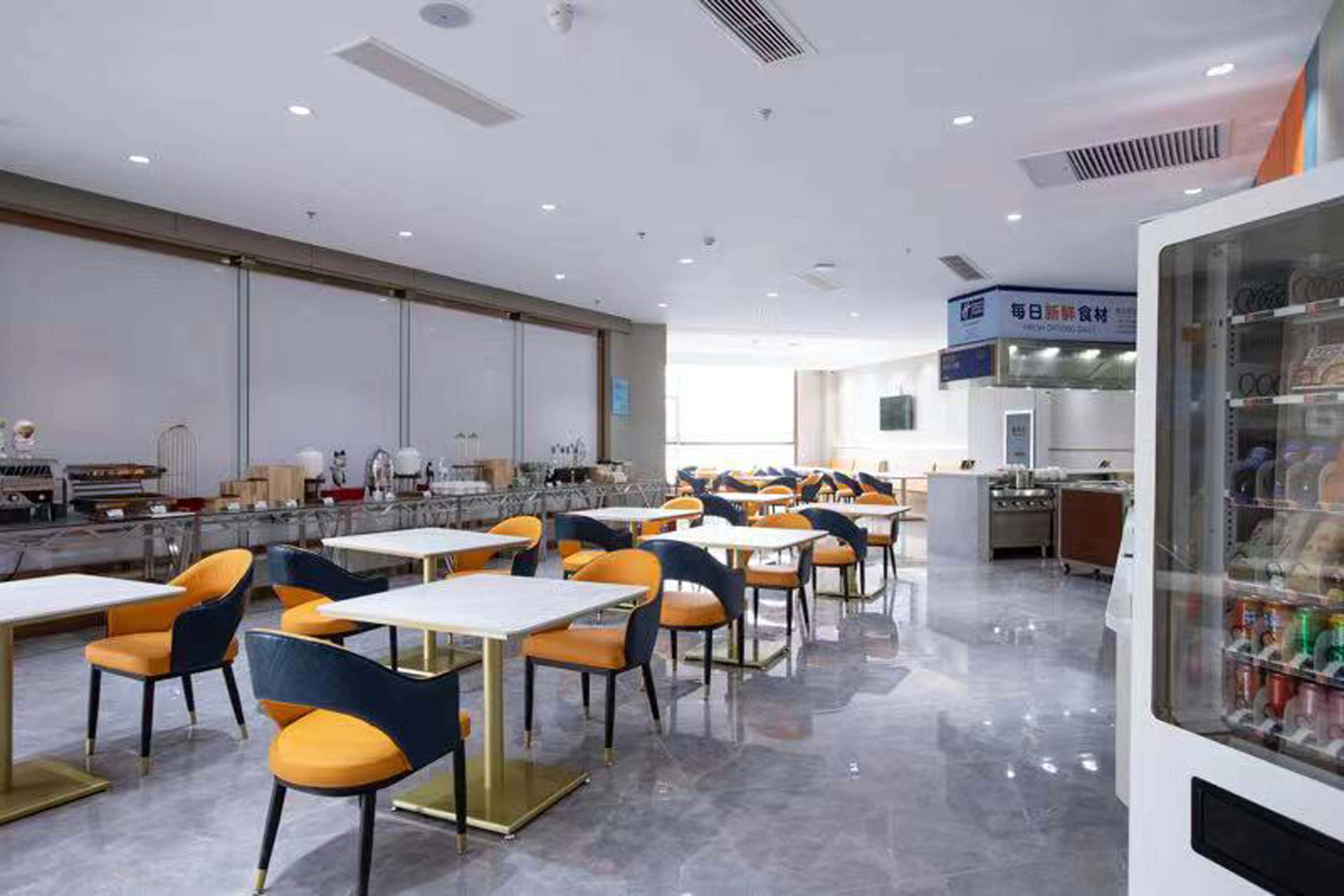 Holiday Inn Express Hengshui Railway Station an IHG Hotel 19/27