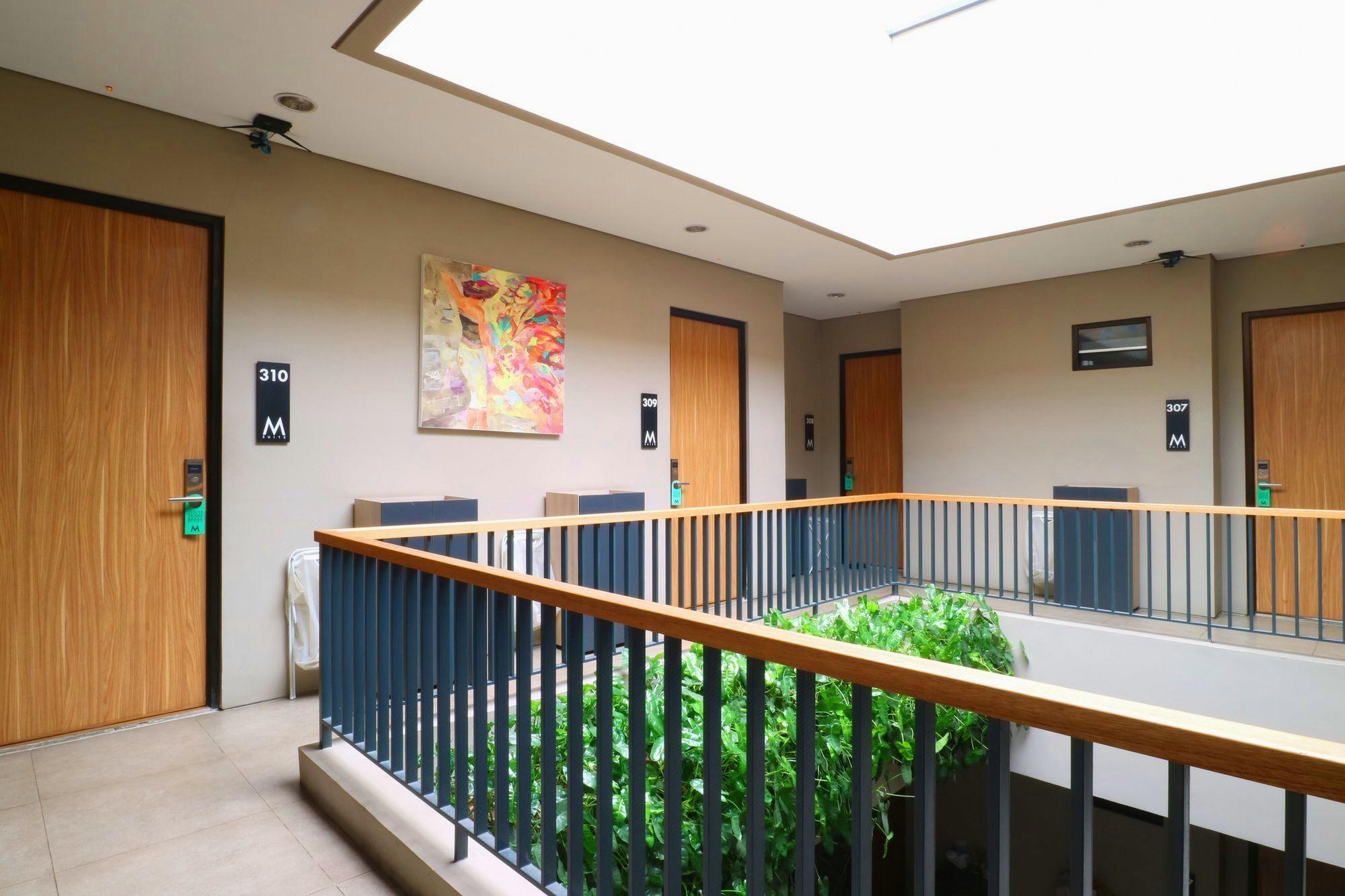 M Suite 4/22