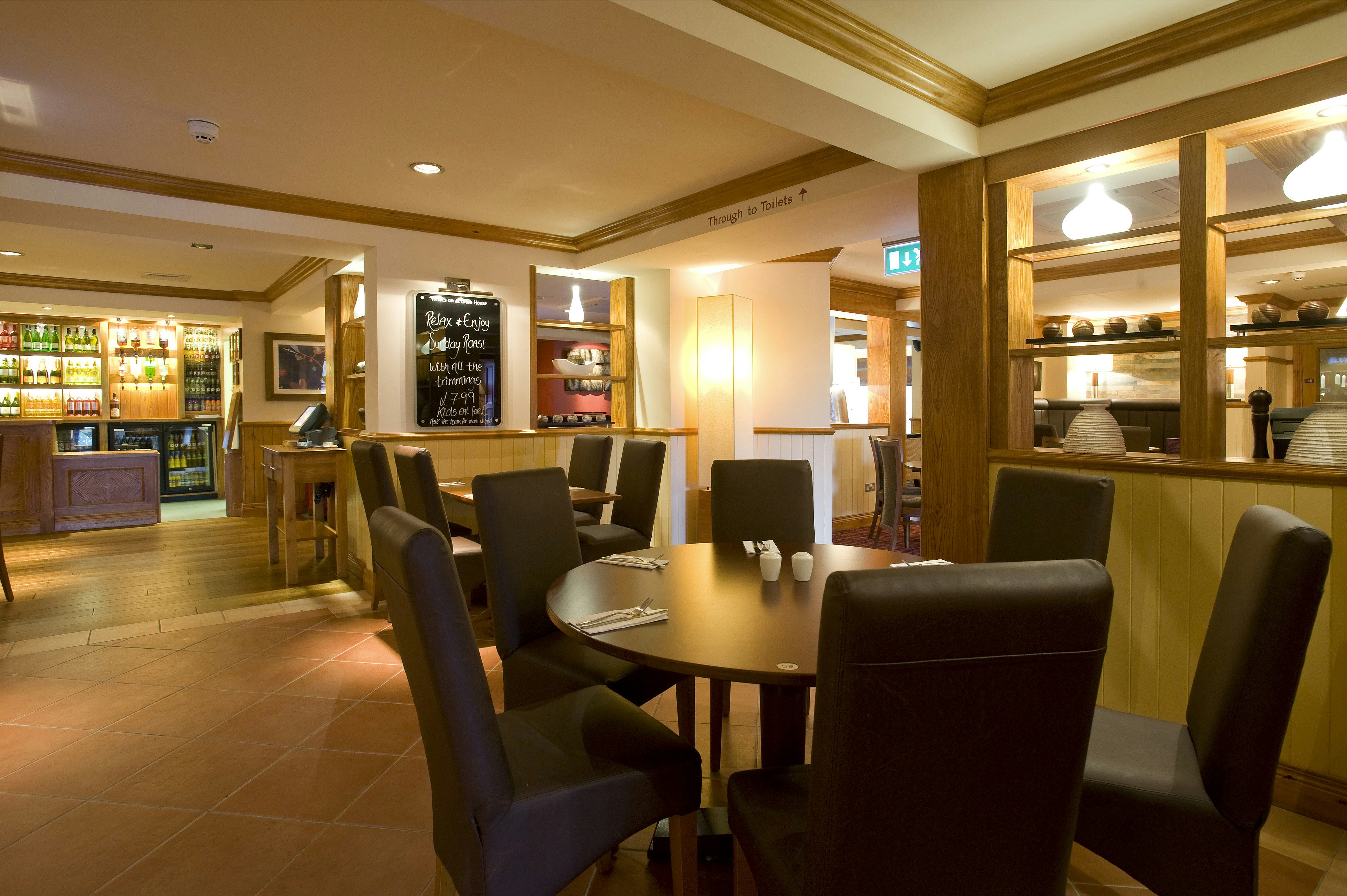 Premier Inn Lisburn 25/33