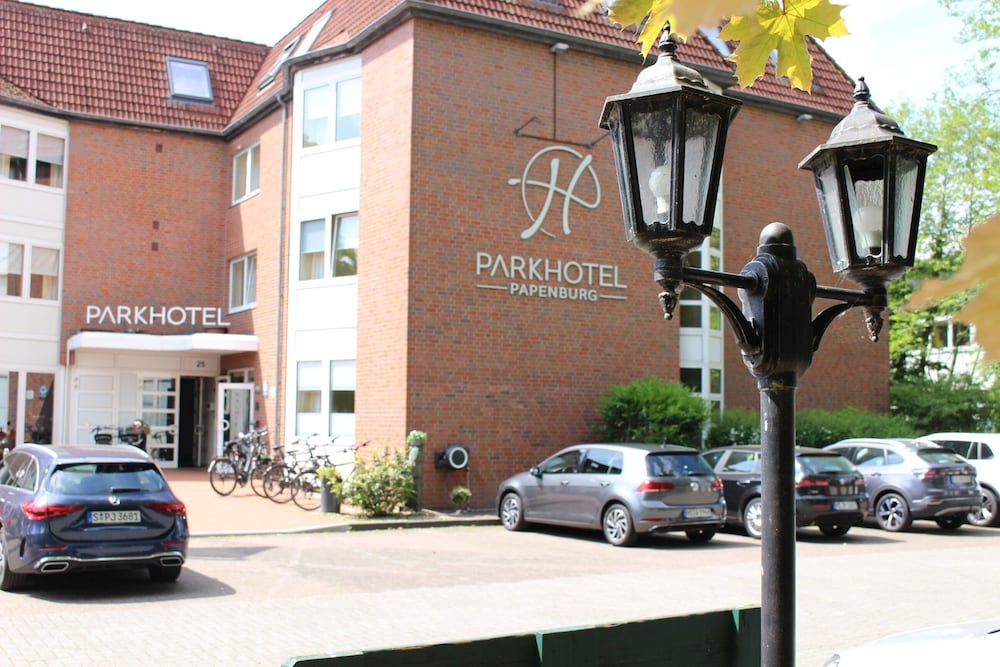 PARKHOTEL PAPENBURG 39/50