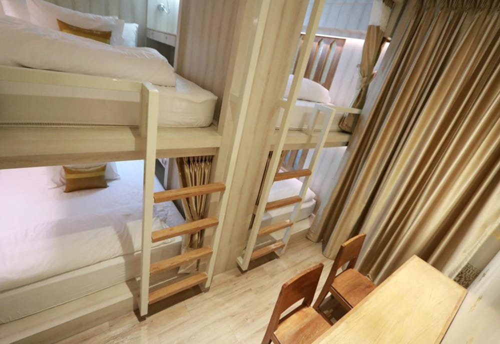 Lady M Hostel At Suvarnabhumi Airport - Female Only 10/49