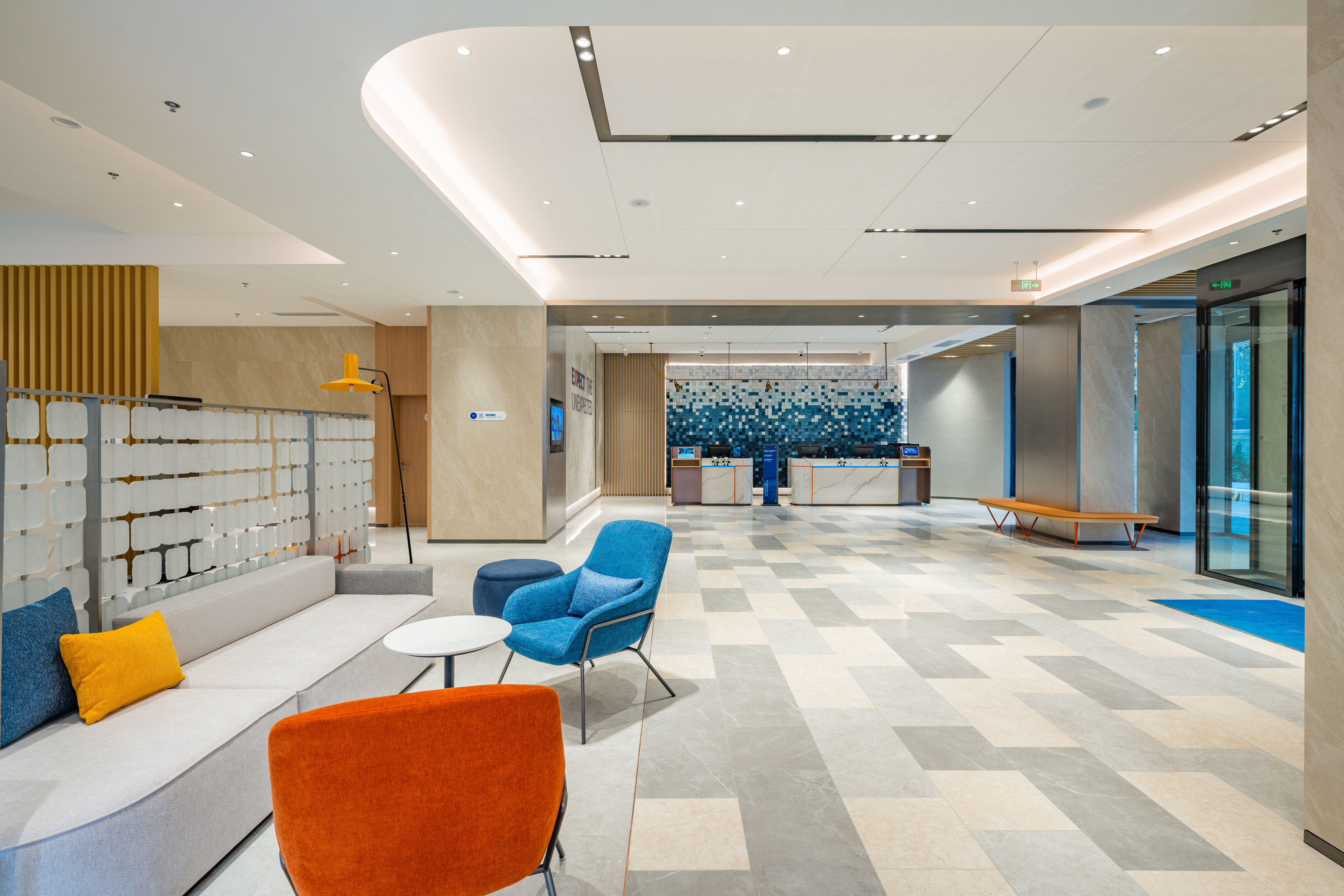 Holiday Inn Express Chengdu Tianfu Square an IHG Hotel 5/25