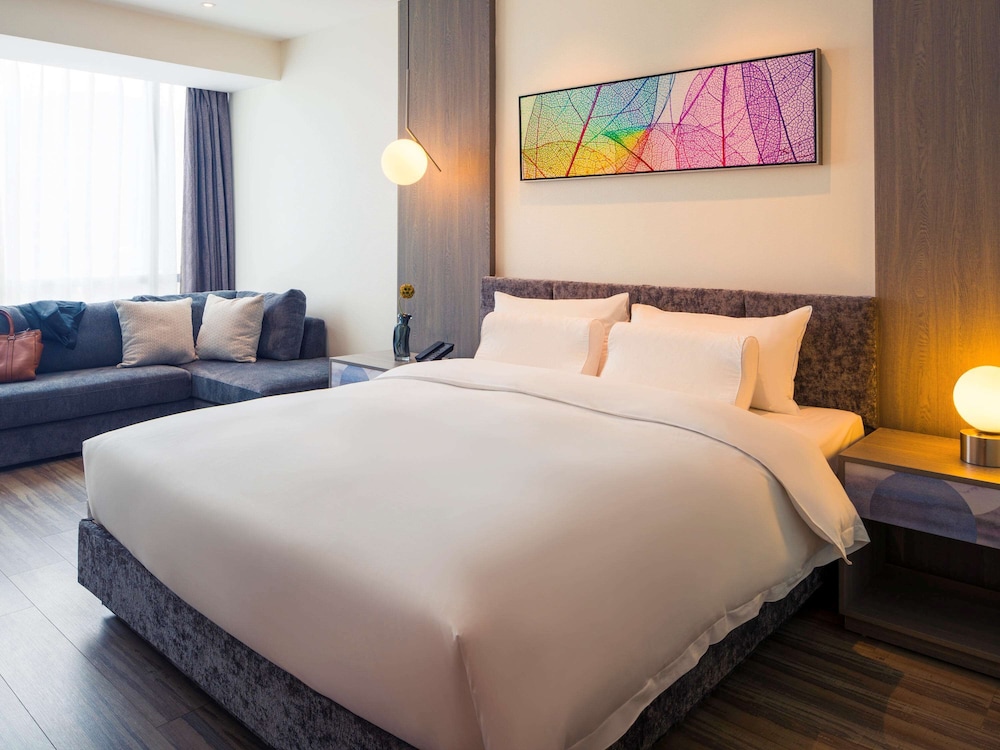 Mercure Shanghai Hongqiao South 19/96