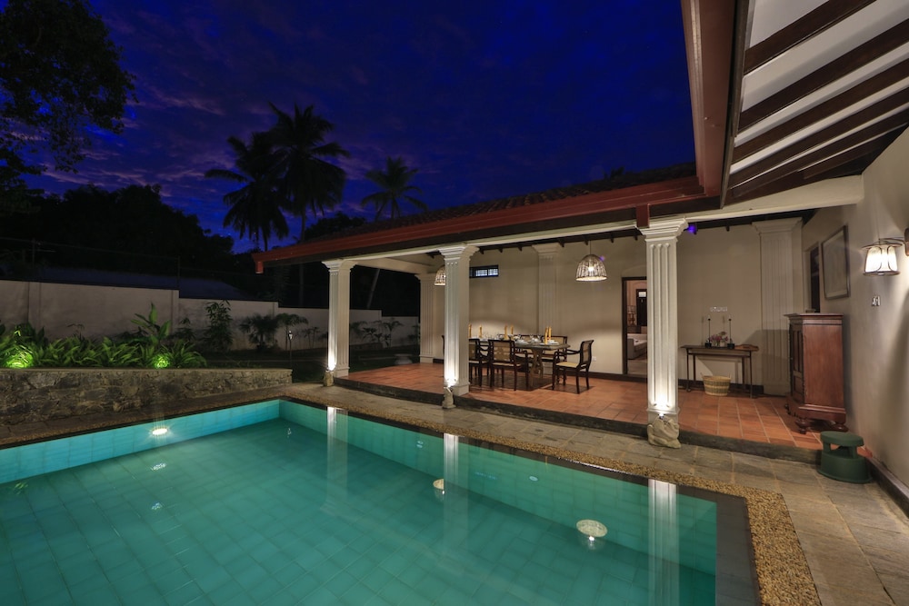 Arvani Villa 16/33