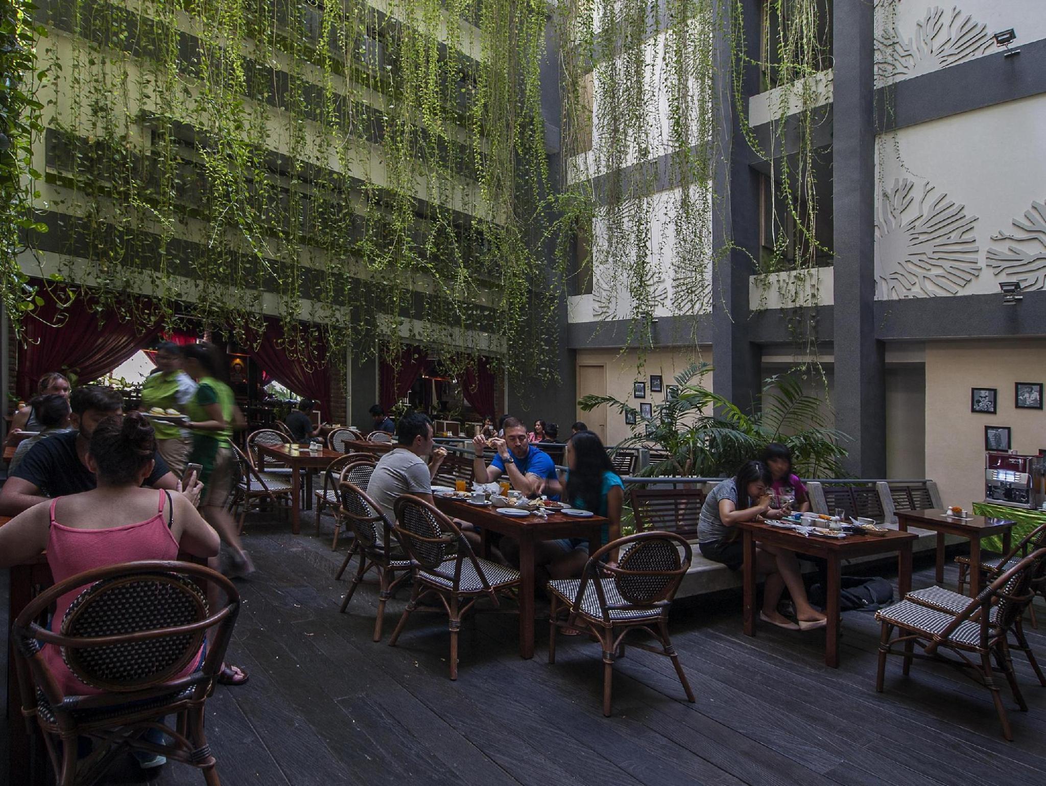 Grandmas Plus Hotel Legian 25/33