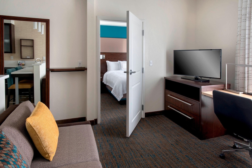 Residence Inn By Marriott New York Long Island East End 48/49