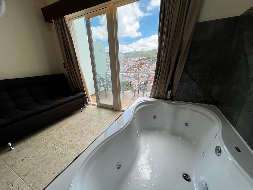 Balcon Del Cielo 31/53