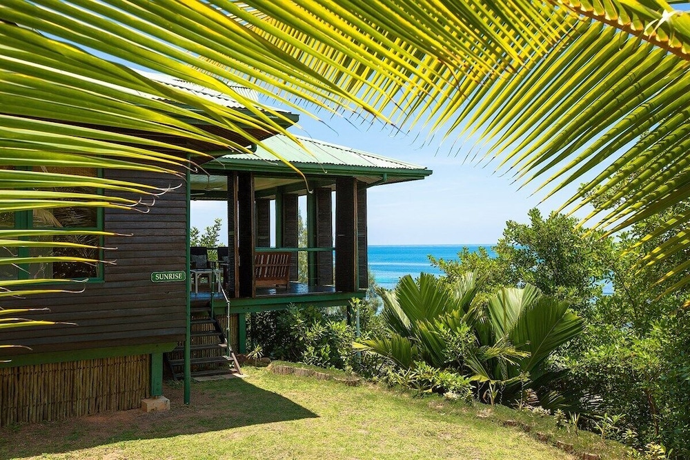 South Point Villas 12/50